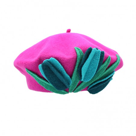 'LIPA' beret