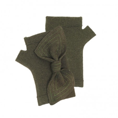 CHIKA fingerless gloves
